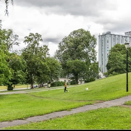 Modern Central Next To Beautiful Nature2424 Apartment *