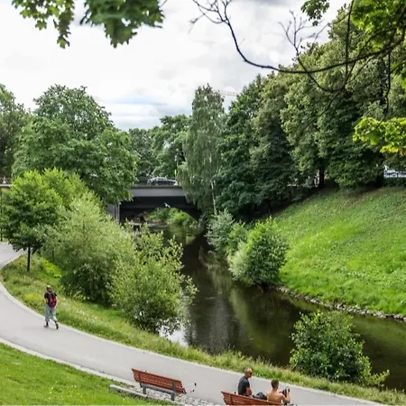 Modern Central Next To Beautiful Nature2424 Apartment *